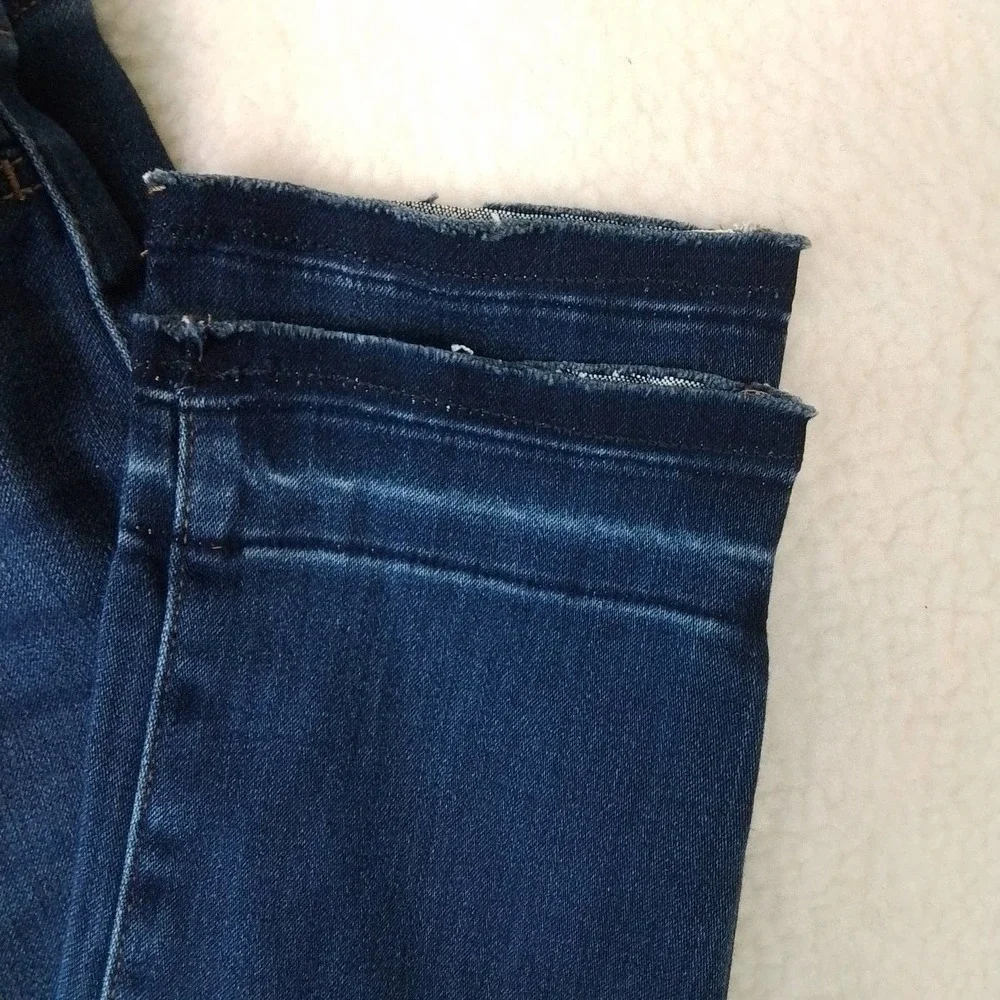 OshKosh Mid Rise Jegging Girl's‎ Size 14 in Dark Wash Denim
